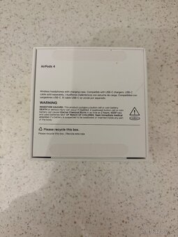 Apple AirPods 4 - 4