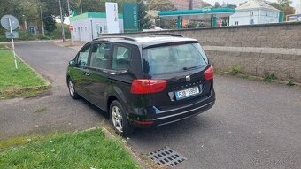 Prodám Seat Alhambra 2.0 Tdi r.v.2011, 7 míst - 4
