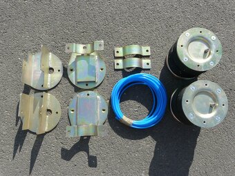 Sada měchů s držáky hadicemi a manometrem - 4