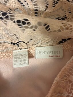 Dámské dívčí taneční šaty Bodyflirt S/M - 4
