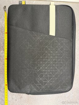 Case Logic Ibira 13,3" pouzdro - 4