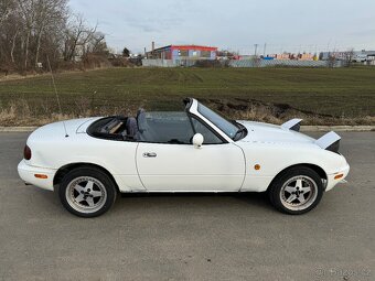 Mazda MX-5 NA Miata 1,6 85kW rok 1992 - 4
