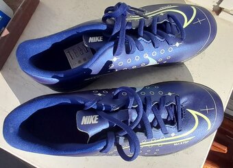 Nike NOVÉ - 4