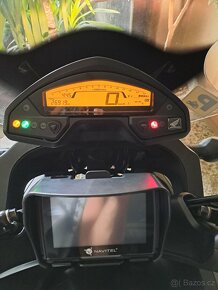 Honda vfr 800x crossrunner - 4