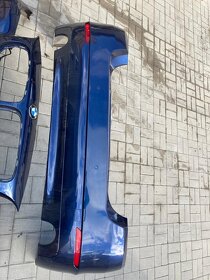 BMW F10 zadní nárazník + prahy + difuzor - 4