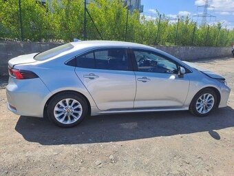 Toyota Corolla 2023 1.5L Benzín 92 kW 21 043 km - 4