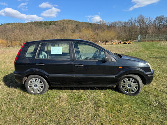 Ford Fusion 1.6i 74kW - 4