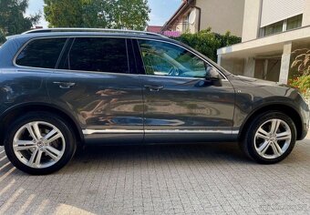 Volkswagen Touareg 3.0 V6 TDI BMT R-Style - 4