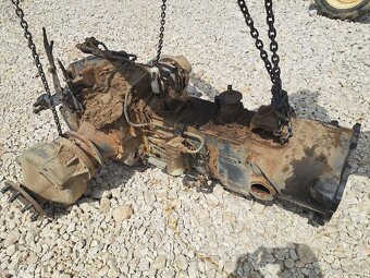PREDAM TROJKOVU BRNENSKU KABINU TRAKTOR ZETOR - 4