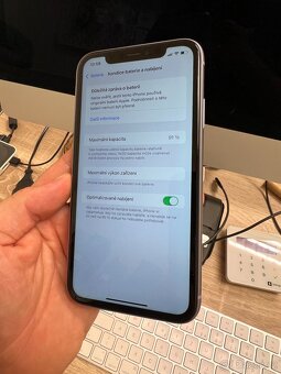 Apple iPhone 11 128GB Fialový 91% Záruka - 4
