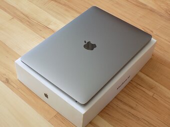 Apple MacBook Air 13,3" (2020)/M1/8GB RAM/256GB/ZÁRUKA - 4