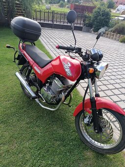 Jawa 250/597 travel - 4