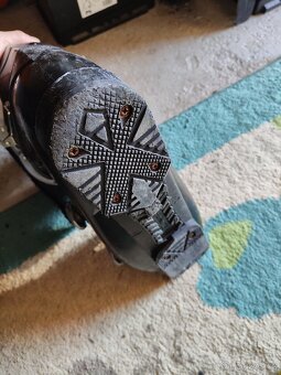 Head přeskáče - 4