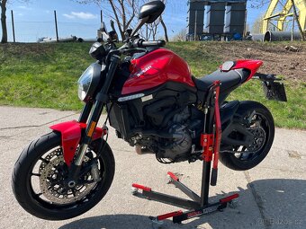 Ducati Monster - 4