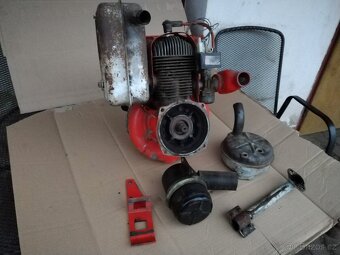 mf 70 motor - 4