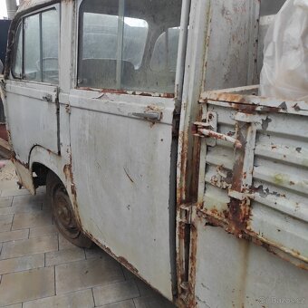 Predám-vymenim imv motor ako Mercedes w115 - 4