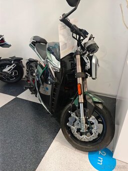 Nová elektromotorka Ovaobike MCR-H - 4