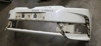 Toyota Corolla přední nárazník - 4