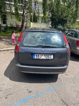 Ford focus 2 - 4