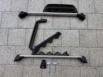 Prodam originalni pricniky+drzaky lyzi a snowboardu BMW E91 - 4