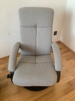 Pohodlné polohovací křeslo - 4