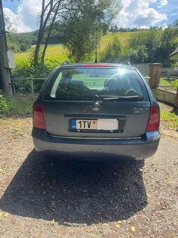 Škoda Oktavia 1,9 Tdi 66 kw Tour - 4