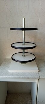 Prodej laboratorní váhy,závaží a otočníku - 4