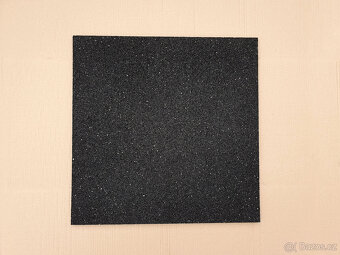 Fitness podložka 60x60 - velmi odolná - 4