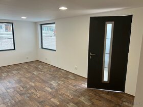 Obytný kontejner 8 x 4 m - 4