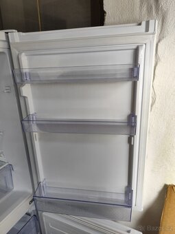 Lednička Beko - 4