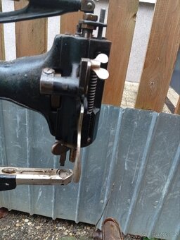 Obuvnický šicí stroje - 4