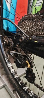 commencal supreme dh v4 - 4