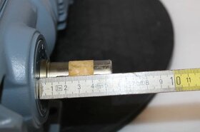 Elektromotor s převodovkou - SEW S47 - 4