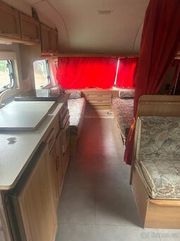 Karavan Avondale - 4