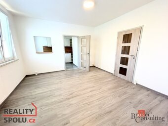 Pronájem, byty/2+1, 49 m2, Na Valtické 442/22, Charvátská No - 4