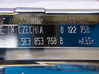 Škoda Octavia IV 4 lampa 5E3945207A lišta - 4