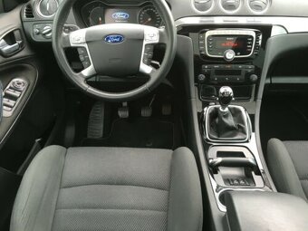 Ford S-max 103 kW, panoramatická střecha,1997cm3 TDCi, nafta - 4