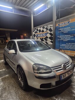Prodám Vw golf V 1.4 mpi číst celé - 4