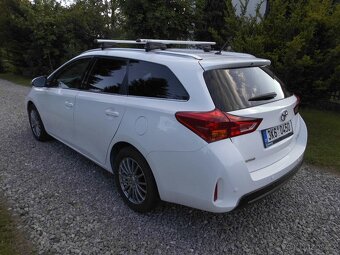 Toyota Auris COMBI- rv2013- 1.6 97kw- 112000km- - 4