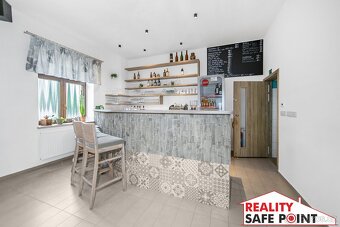 Prodej hotelu - Dobřany, ev.č. 00617 - 4