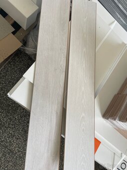 Plovouci podlaha-šedá barva 2x30m2 - 4