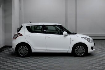 Suzuki Swift 1.2VVT 69kW Club - 4