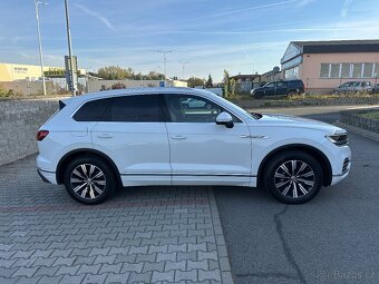 Volkswagen Touareg 3.0 TDI 210 kW, najeto 70 tis. Km, 10/10 - 4