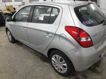 Hyundai i20 1,2 75 - 4