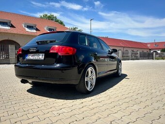 Prodám Audi A 3 hatchback 2,0 FSI 5 dveřové - 4