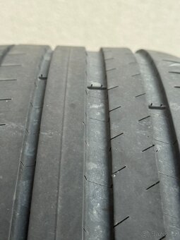 Prodám alu kola Audi 18" s pneumatikami Michelin – 6 000 Kč - 4