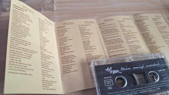 AG FLEK - BLÁZNI UMÍRAJÍ NADVAKRÁT, MC 1996 - 4