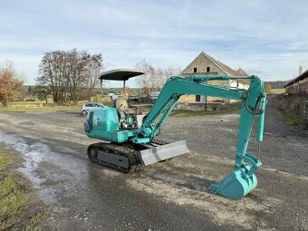 JAPONSKÝ MINIBAGR KOMATSU PC15-3 2500KG - 4