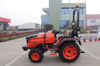 Nový malotraktor s SPZ - 4