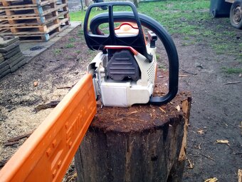 Stihl MS270 - 4